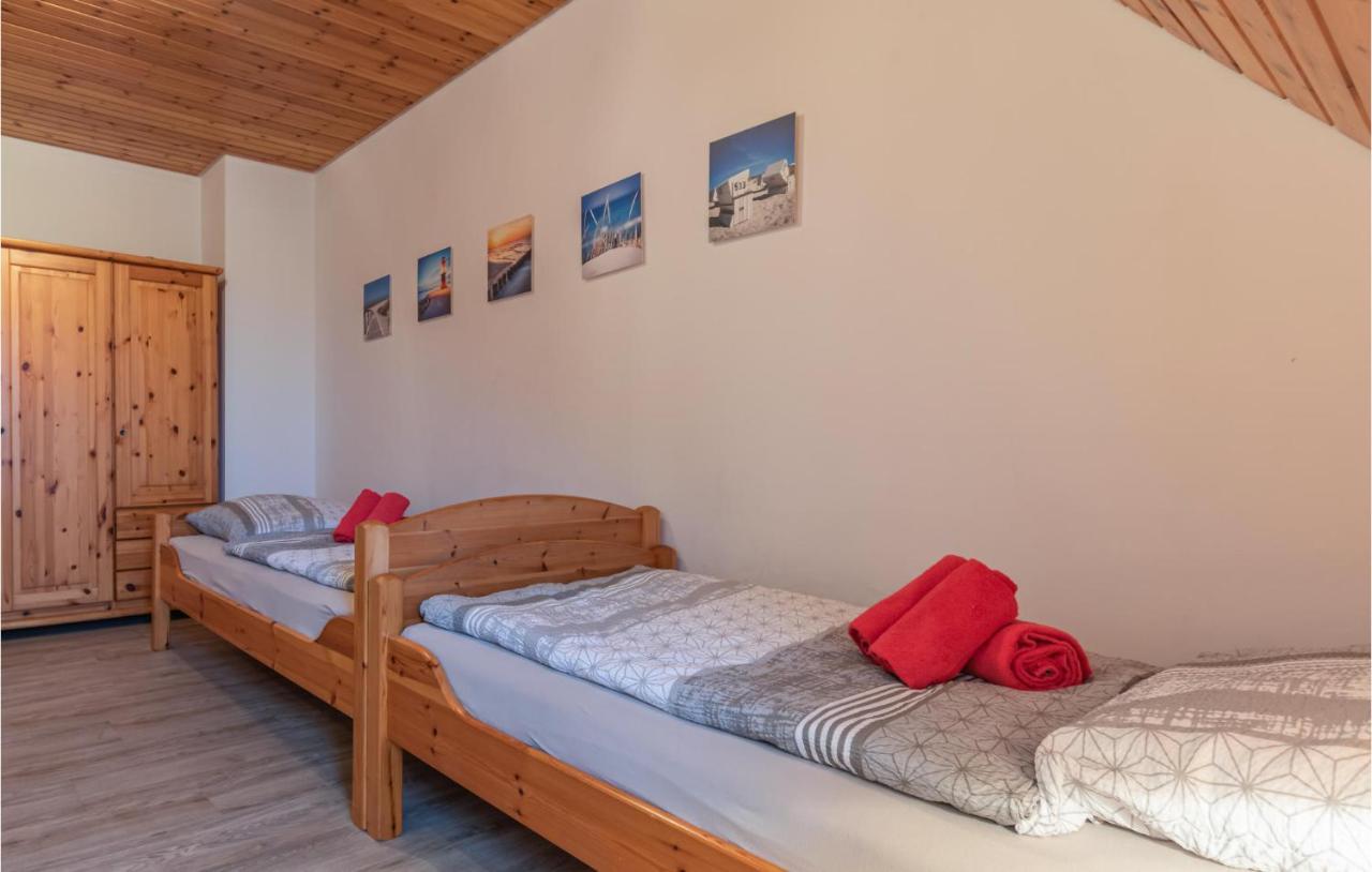 Awesome Home In Friedrichskoog-Spitze With 2 Bedrooms And Wifi Extérieur photo